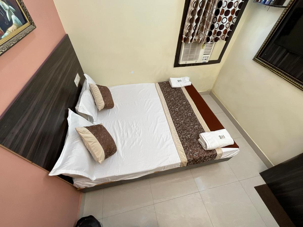 Vrindavan Comfort Inn Haydarabad Dış mekan fotoğraf